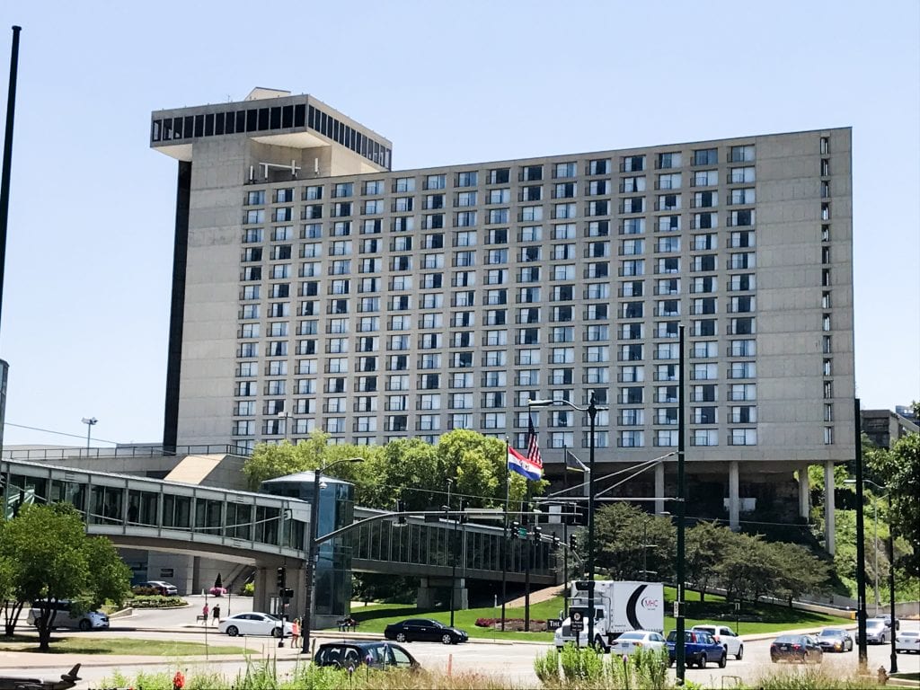 Exterior of the Westin Kansas City Crown Center