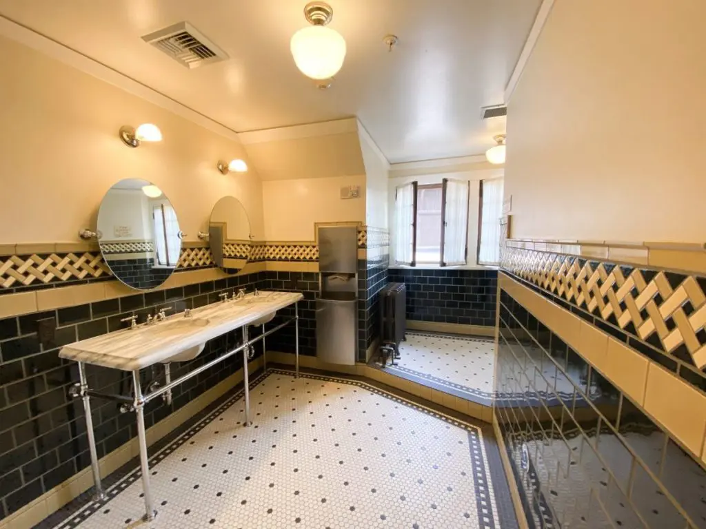 Old Faithful Inn Bathroom