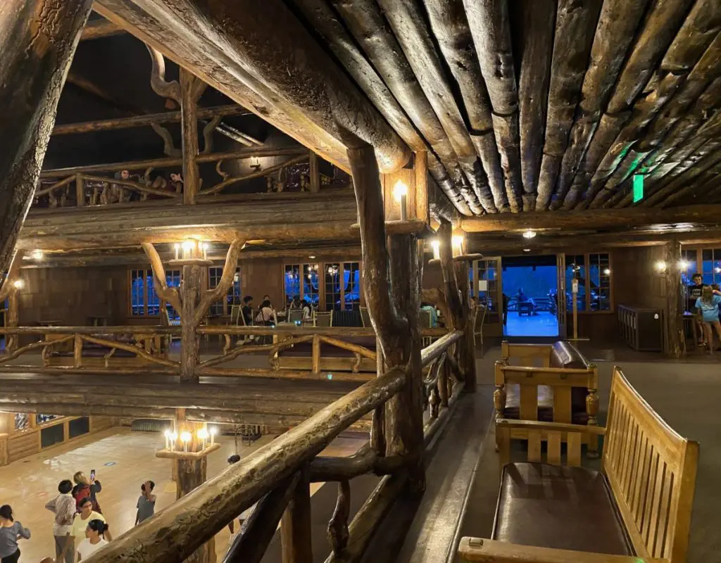 Old Faithful Inn