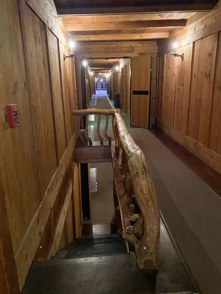 Old Faithful Inn