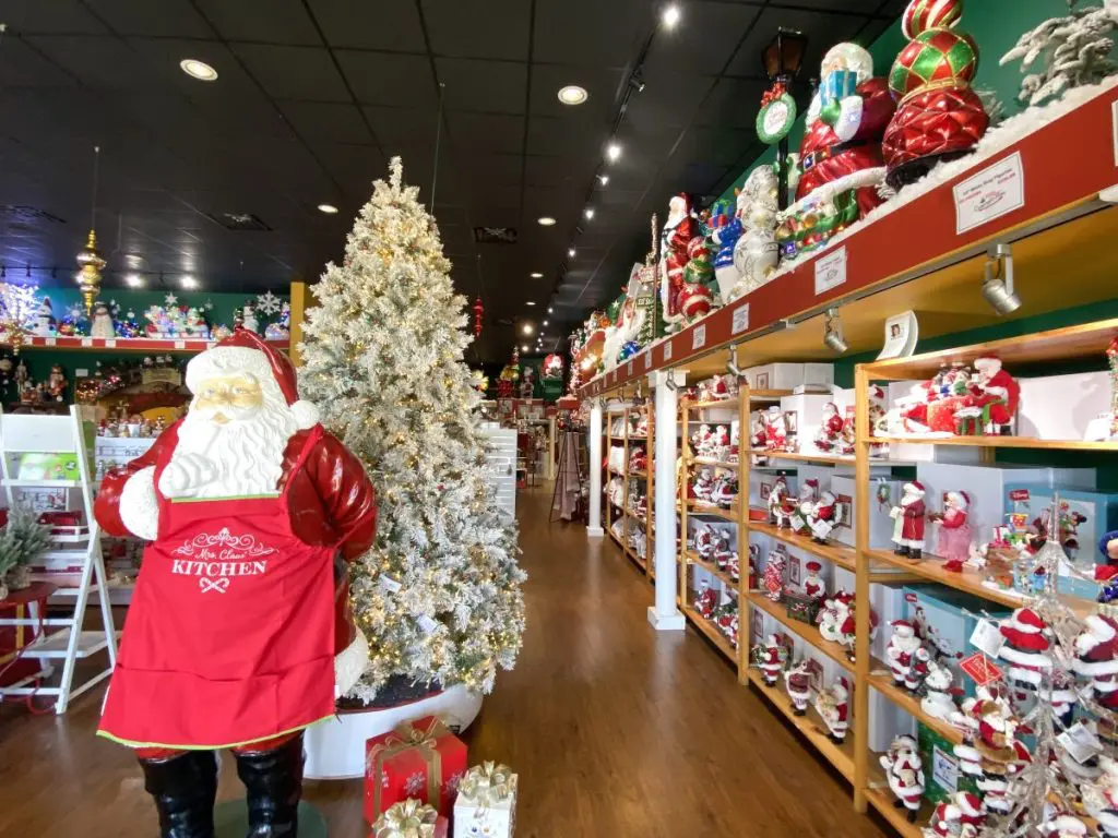 Santa Claus Christmas Store